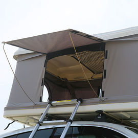 Белые прокаты 4кс4 в автомобиле Исландии настилают крышу шатер для небольших кораблей/компакта СУВС поставщик